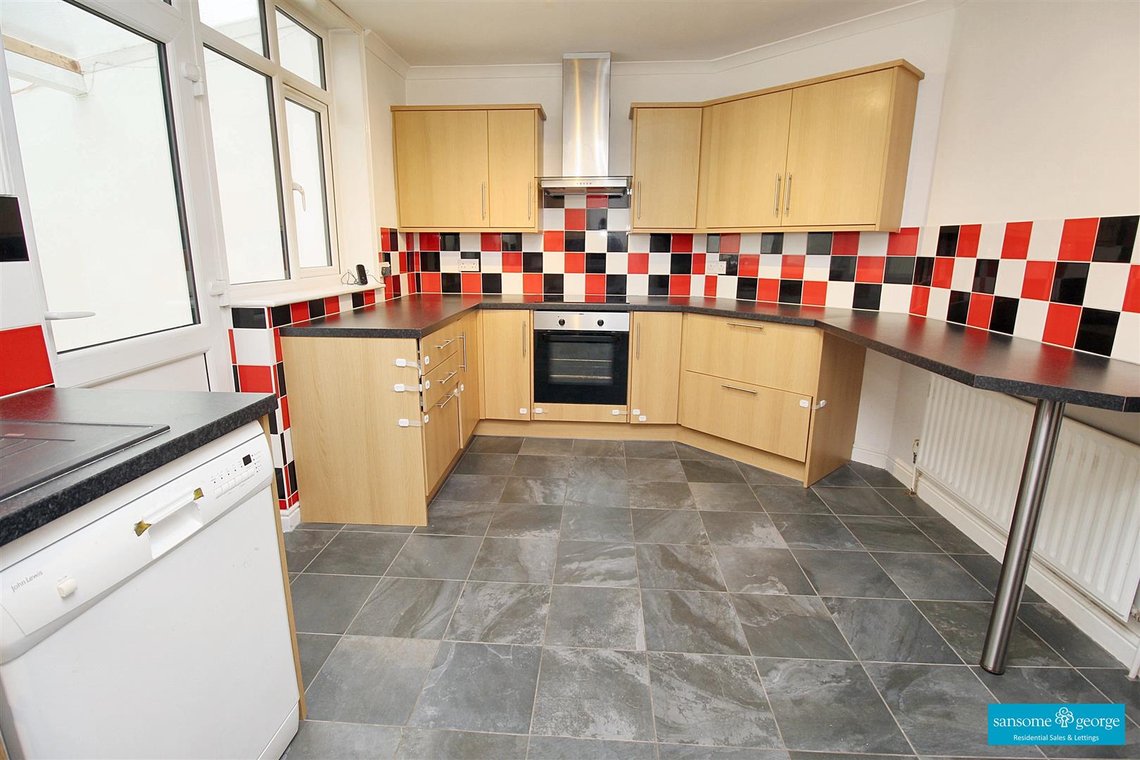 3 bed property in Rodway Road, Tilehurst